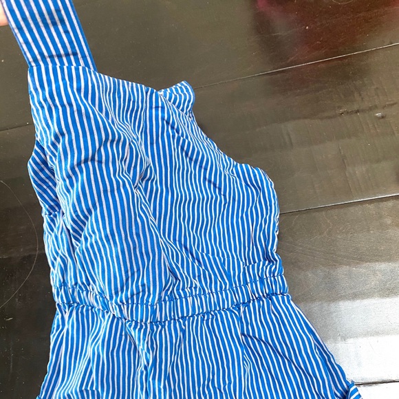 Toddler girl clothes size 4T - Picture 2 of 4